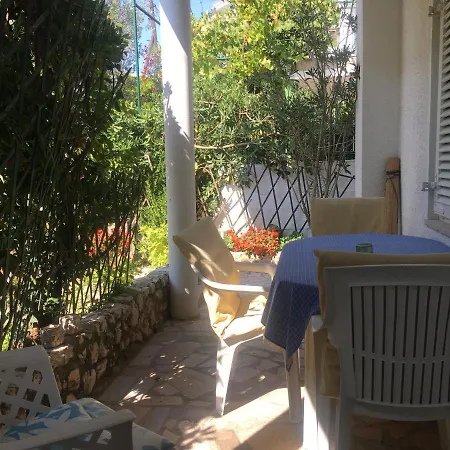 Lucia Apartamento Pag Town